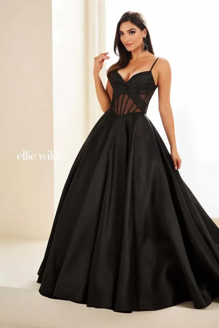 Designer Spotlight: Ellie Wilde Image