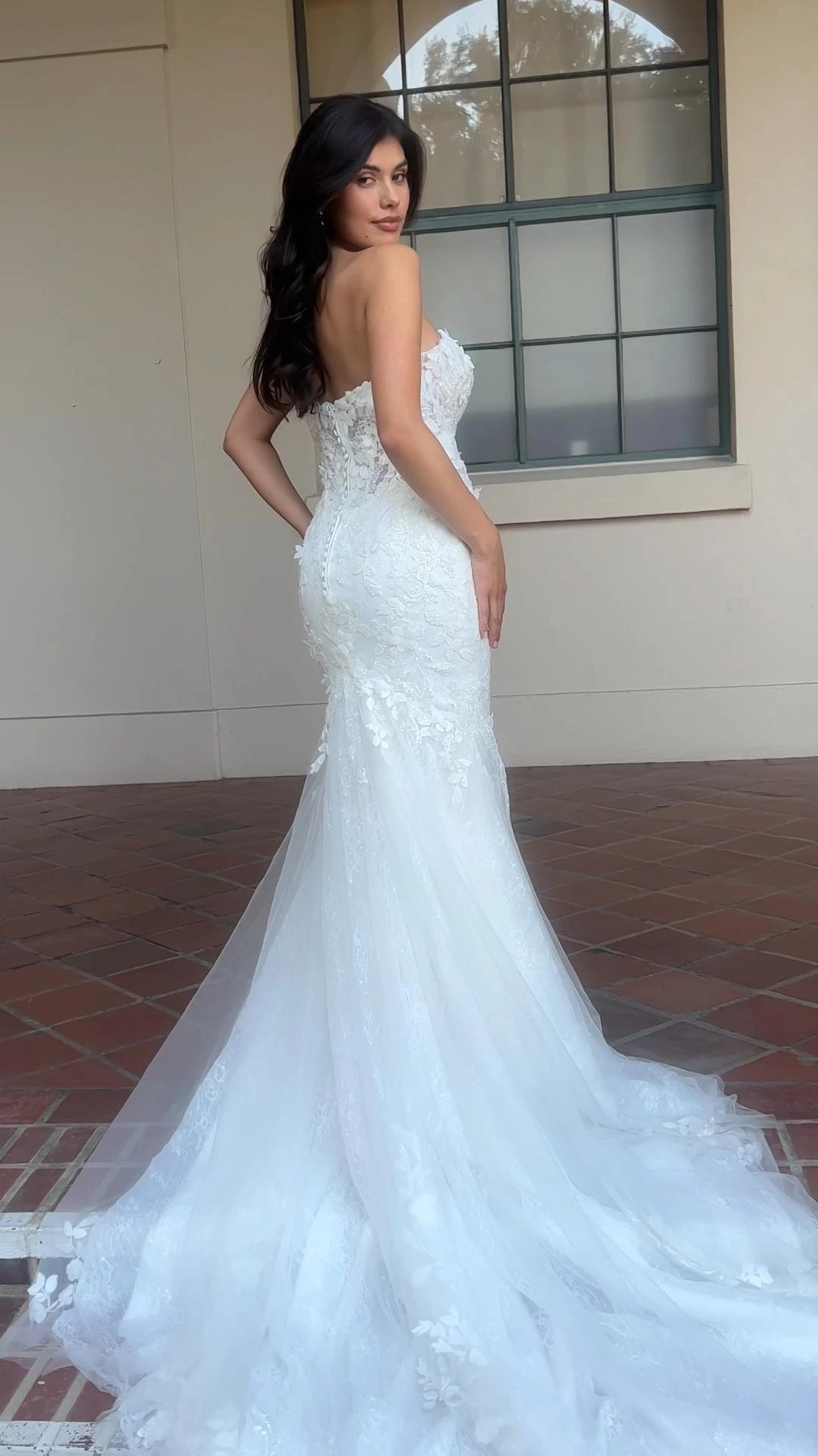 Bridal Collection 7924 #1 autoplay loop mute thumbnail